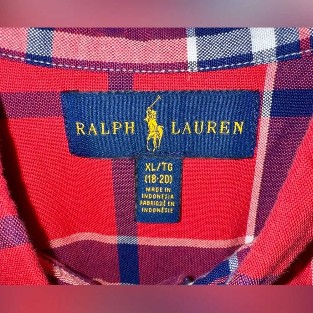 Ralph Lauren Short Sleeve Button Down, Boys Size XL (18/20) - Picture 3 of 3